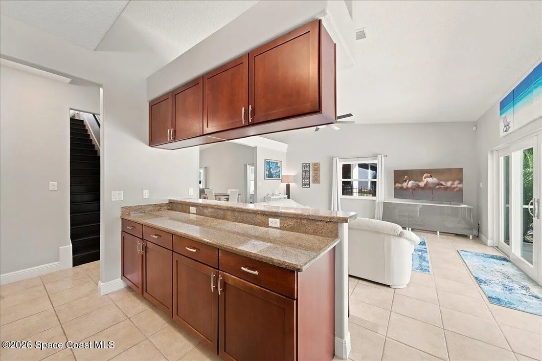 Photo of 195 River Drive