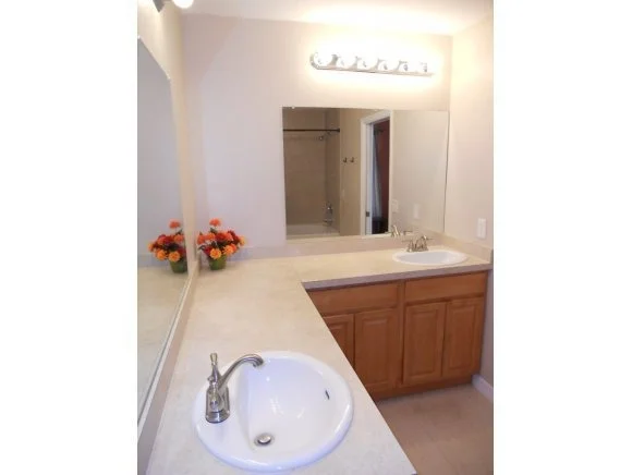 Photo of 162 NE Natalie