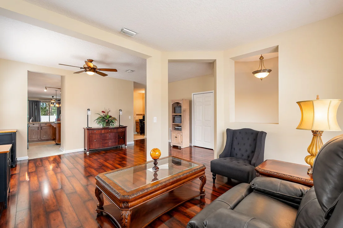 Photo of 472 Cressa Circle