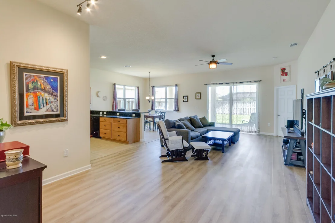 Photo of 3163 Constellation Drive