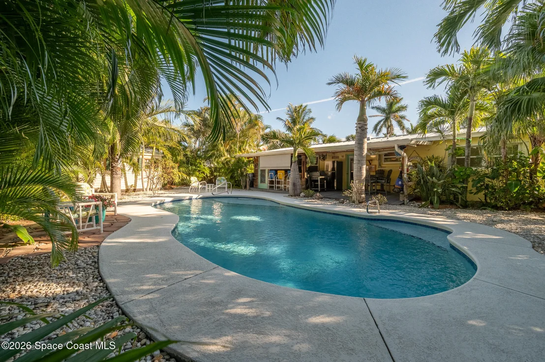 Photo of 440 Pelican Drive