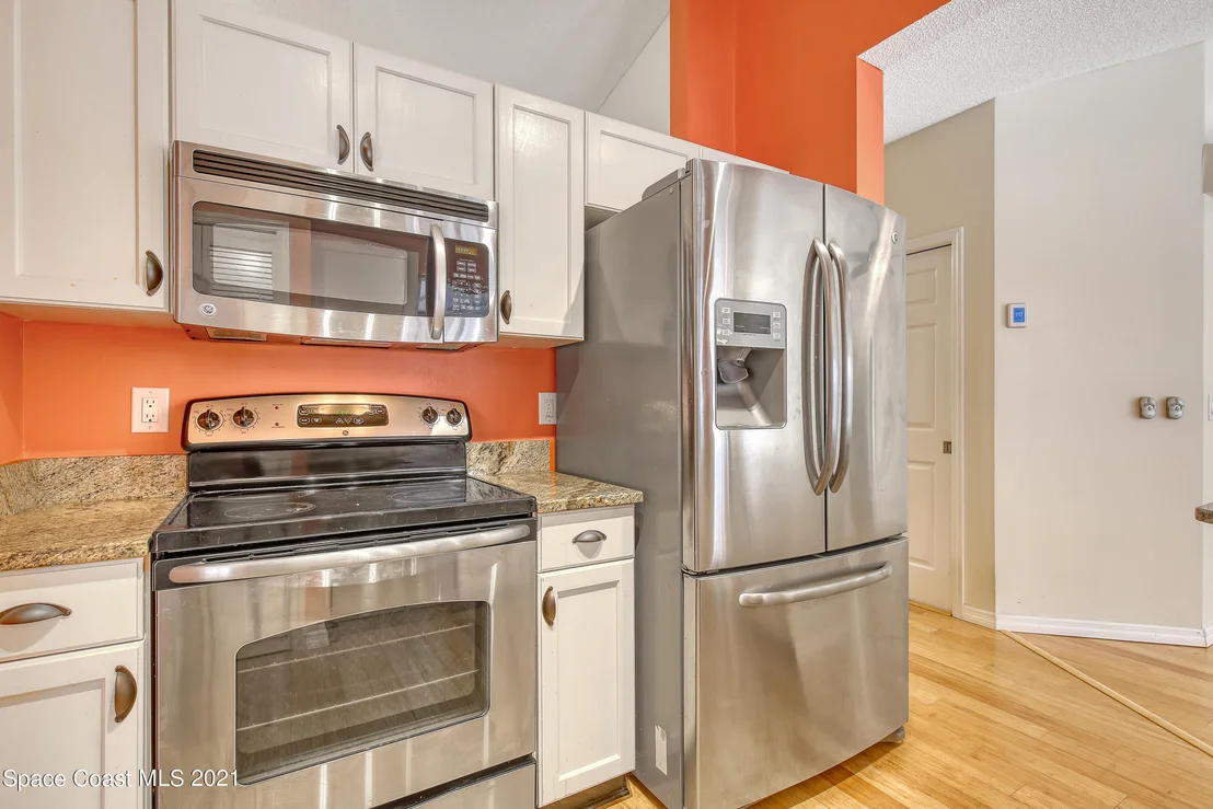 Photo of 649 Sandpiper Circle