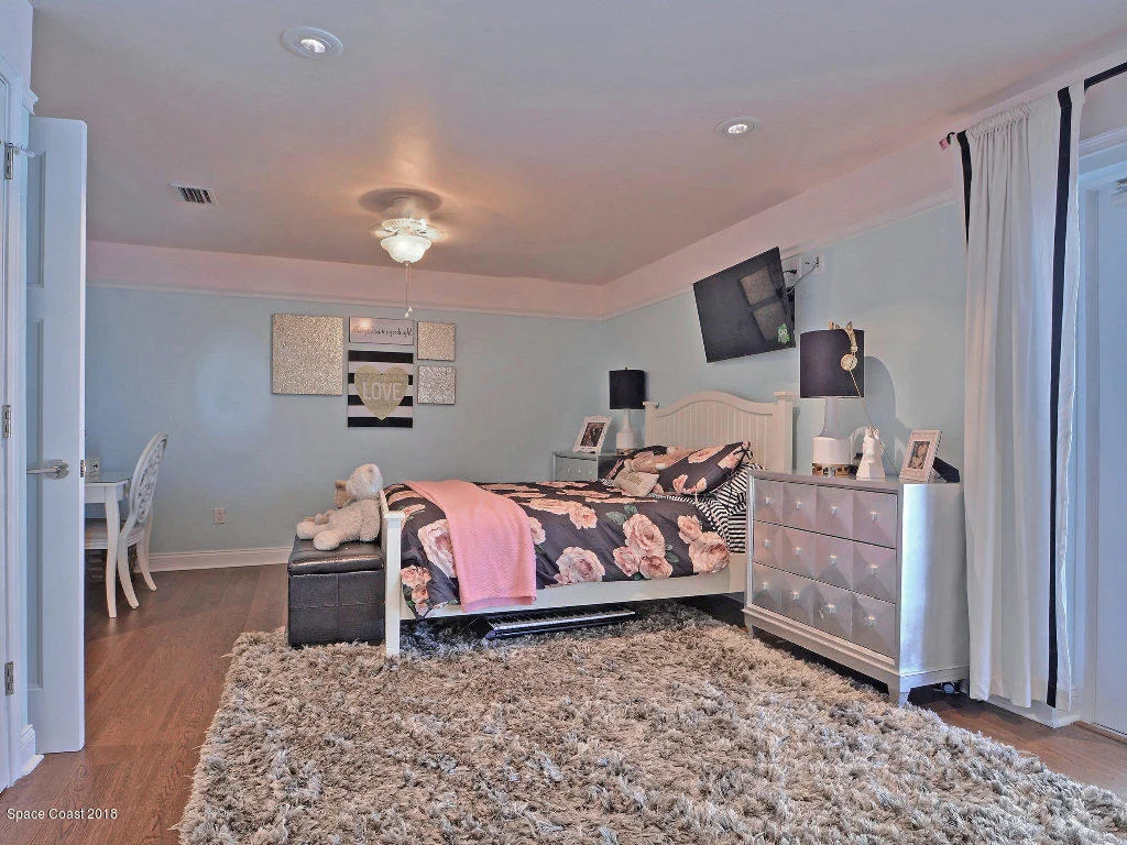 Photo of 745 Beach Street
