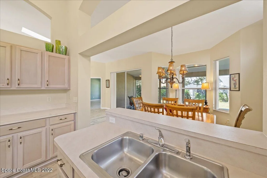 Photo of 7600 Candlewick Drive