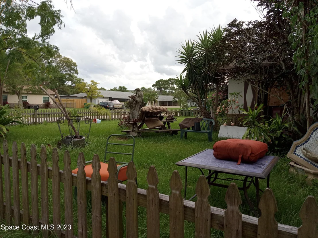 Photo of 3645 Longbow Road