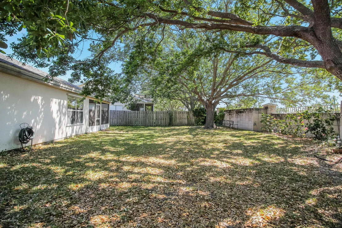 Photo of 7217 Hammock Lakes Drive