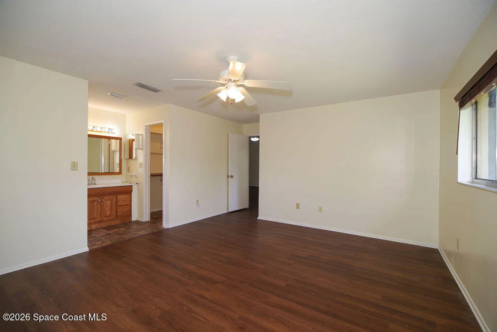 Photo of 4925 Cocoanut Drive