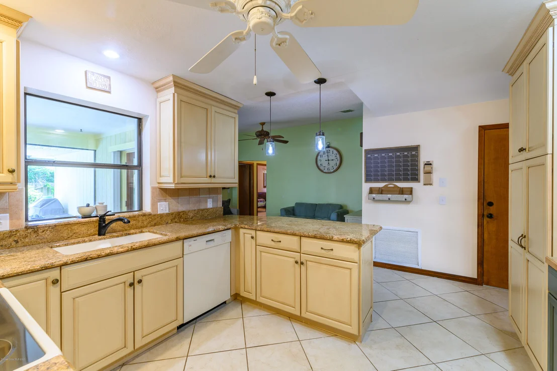 Photo of 421 Monaco Drive