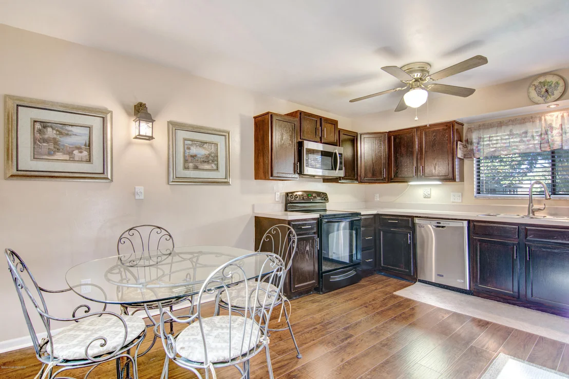 Photo of 200 Bayhead Drive