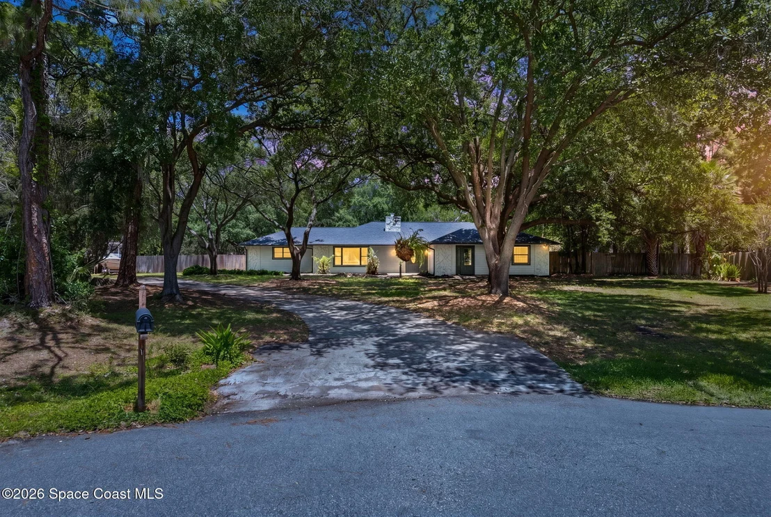 Photo of 1980 Juniper Circle