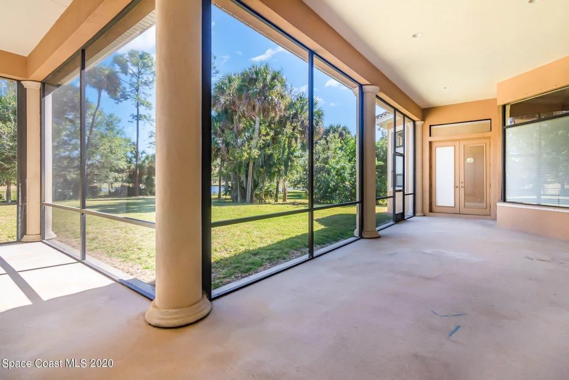 Photo of 4447 Reseda Way