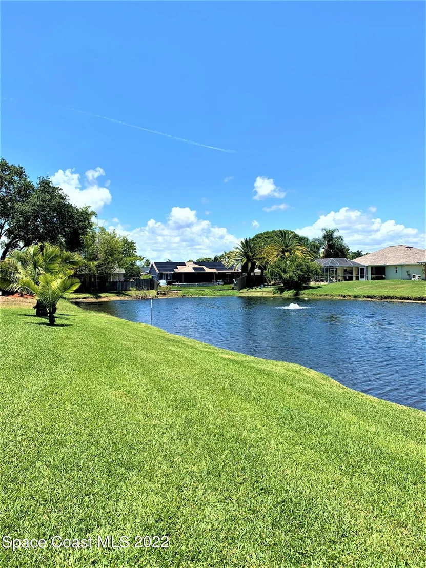 Photo of 1342 Heritage Acres Boulevard