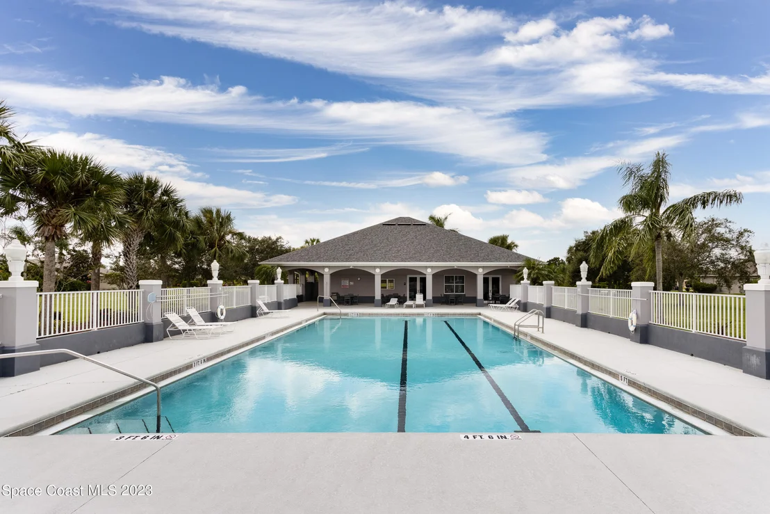 Photo of 1647 Auburn Lakes Drive