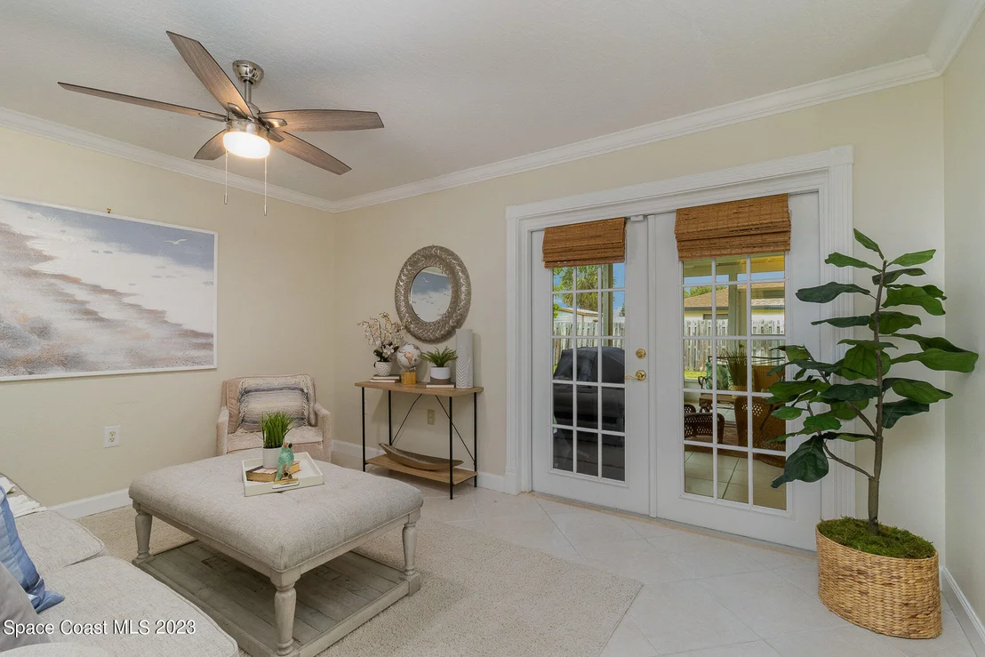 Photo of 544 Biscayne Drive