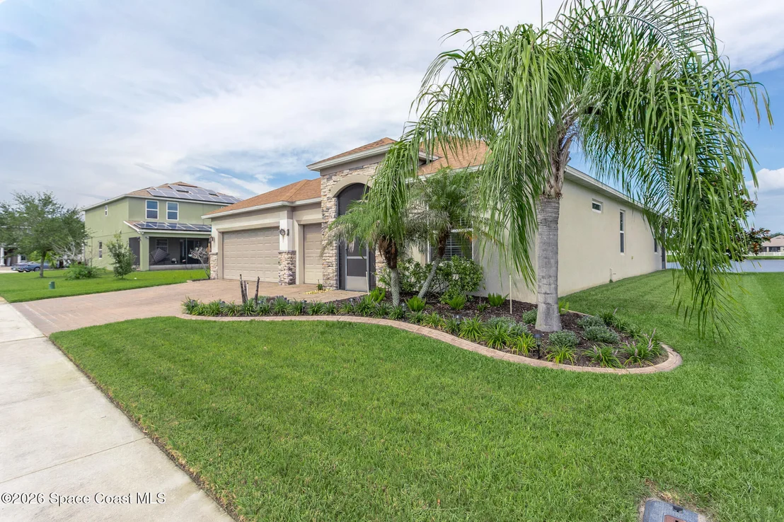 Photo of 1851 Bridgeport Circle