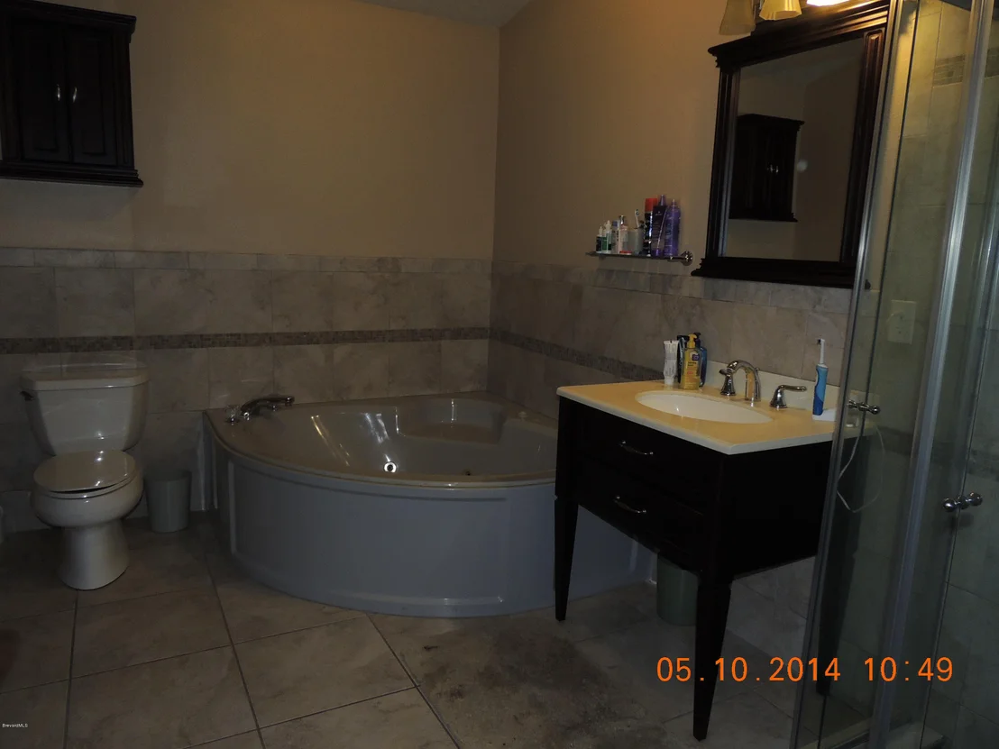 Photo of 6170 Degan Road