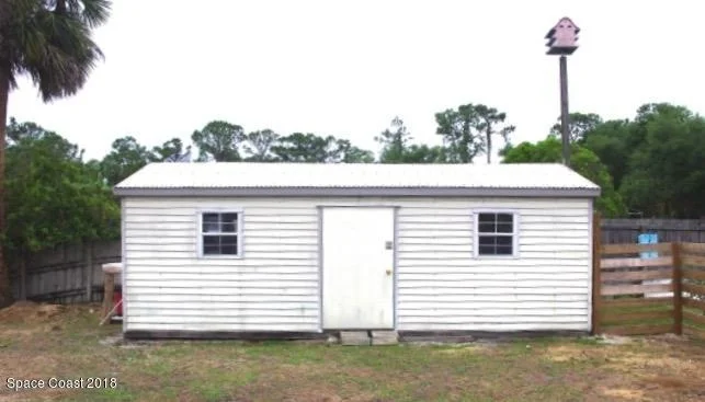 Photo of 355 N Gray Road