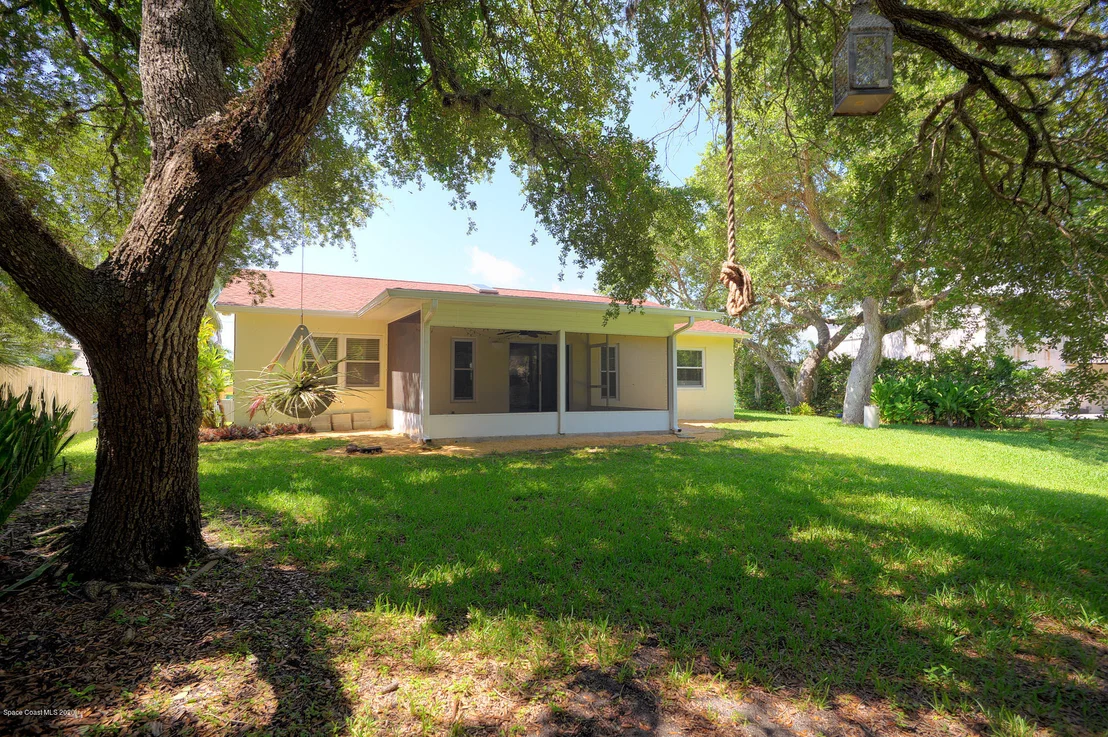 Photo of 326 Nikomas Way