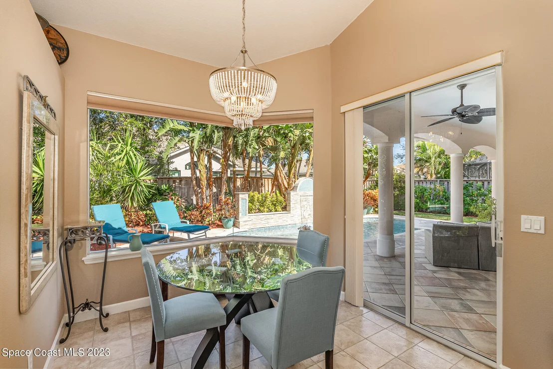Photo of 426 Southampton Drive