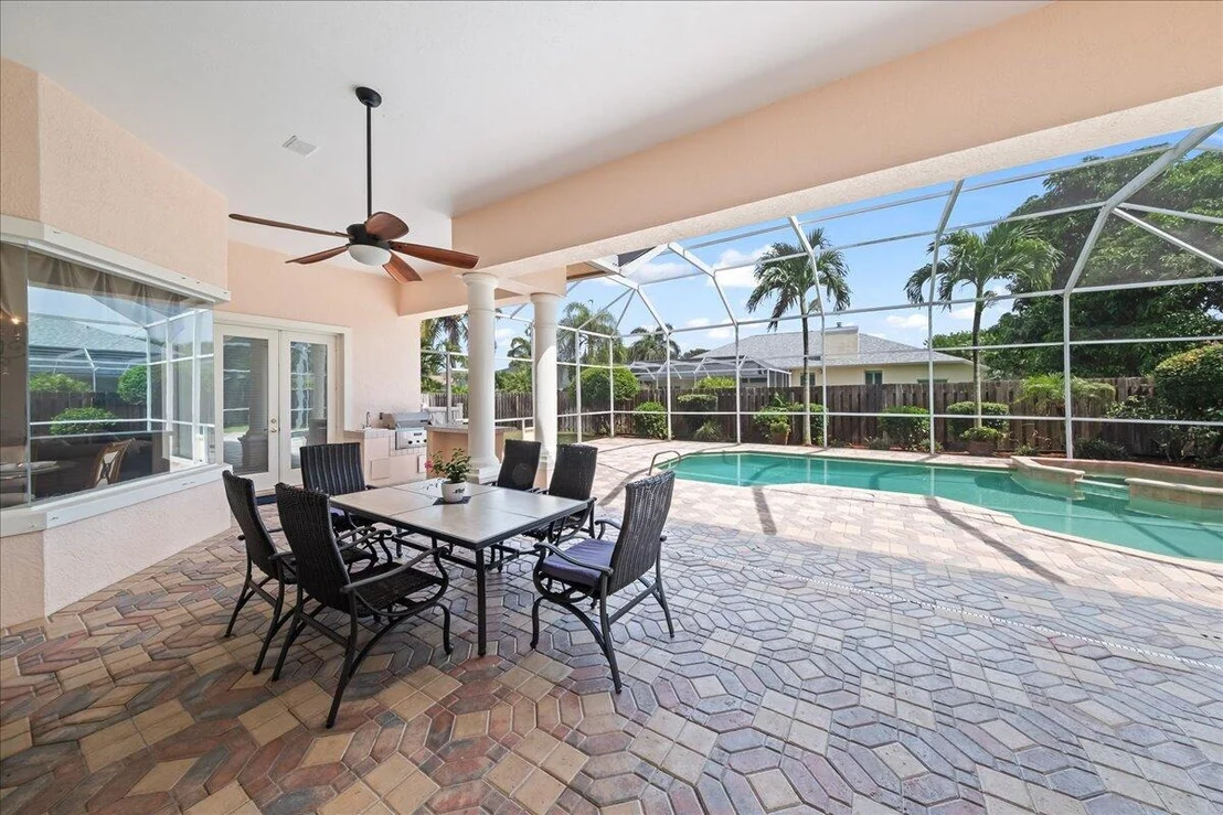 Photo of 412 Rio Villa Boulevard