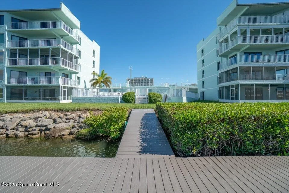 Photo of Unit 2303 at 1750 Commodore Boulevard