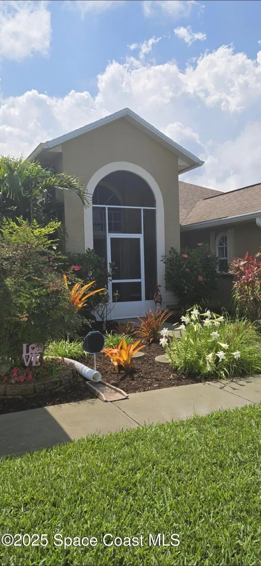 Photo of 212 Nemo Circle NE