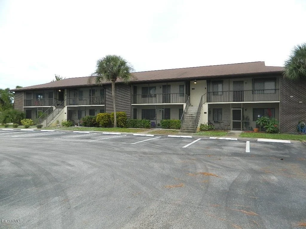 Photo of Unit 108 at 3213 Murrell Road