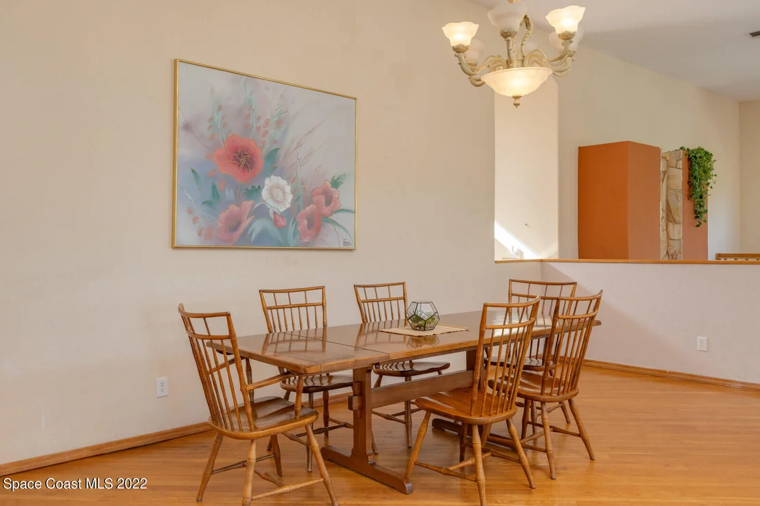 Photo of 536 Sunset Boulevard