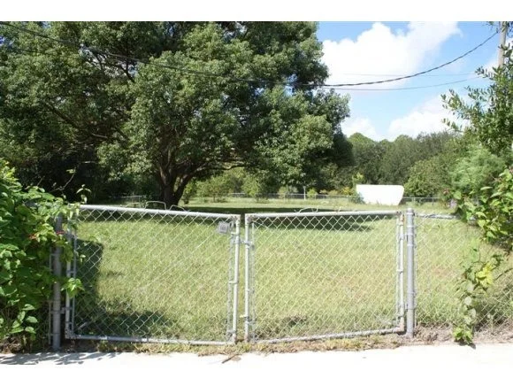 Photo of 2060 Cox