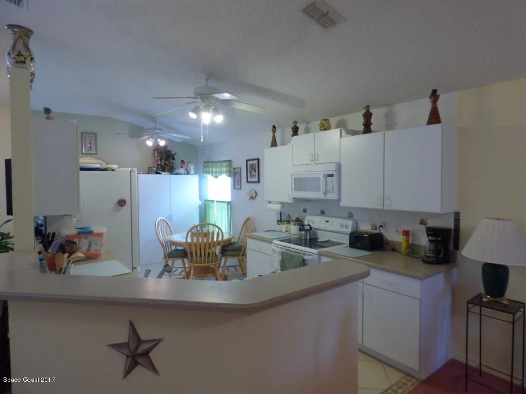 Photo of 1719 Vista Lake Circle