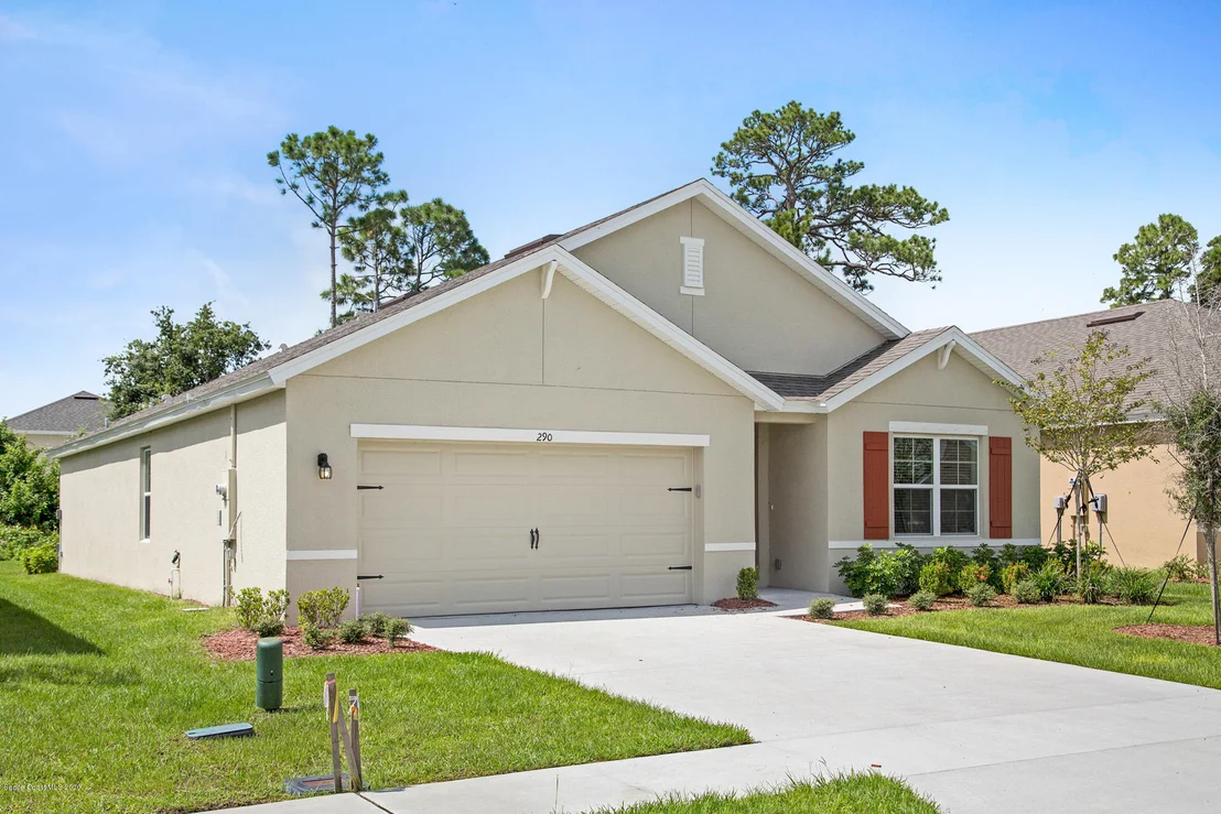 Photo of 290 Forest Trace Circle