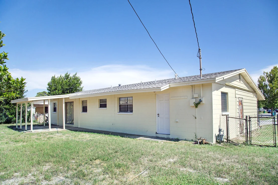 Photo of 906 Bristol Drive