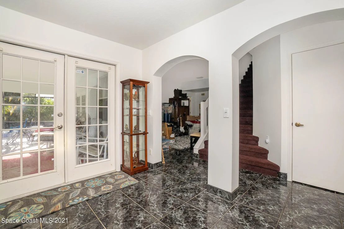 Photo of 1400 Bronco Drive
