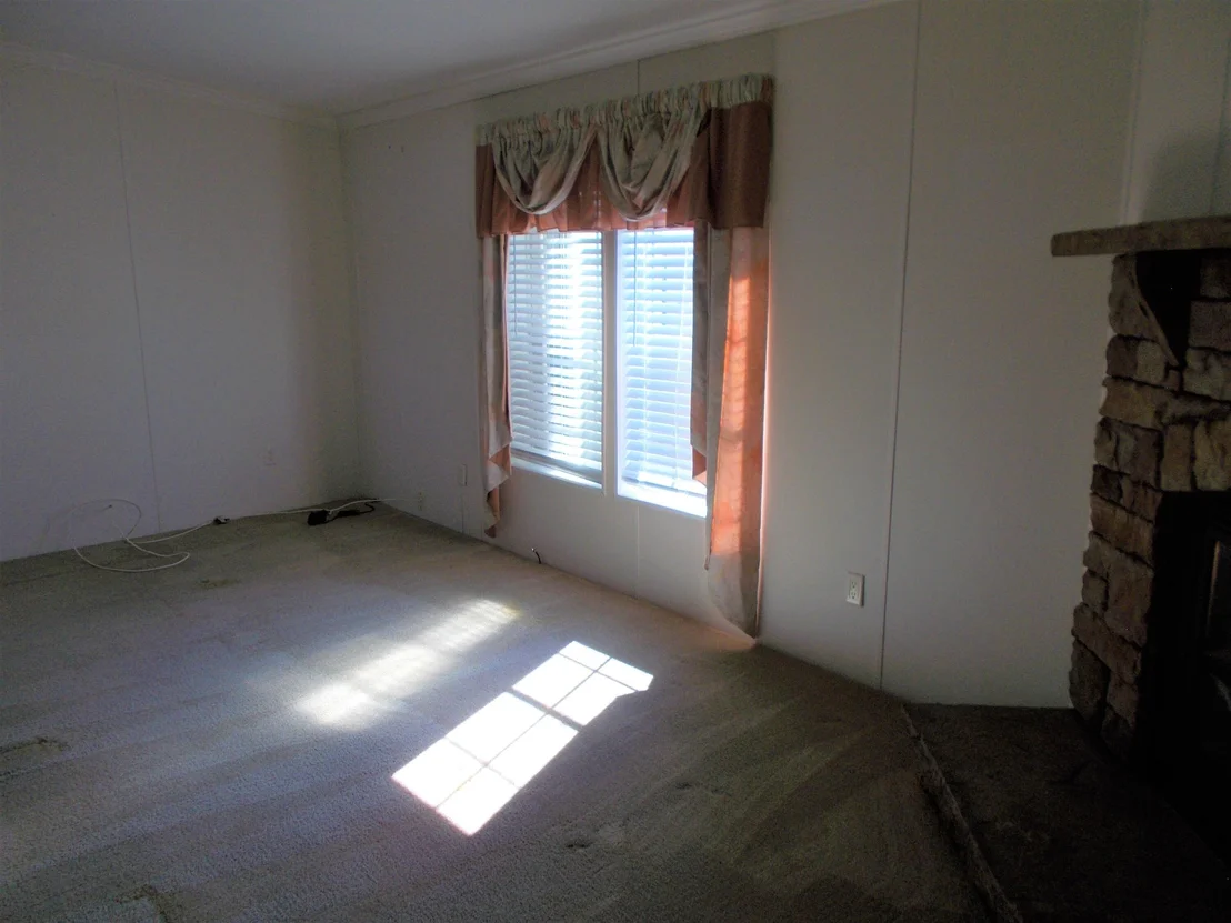 Photo of 915 W Cashew Circle W