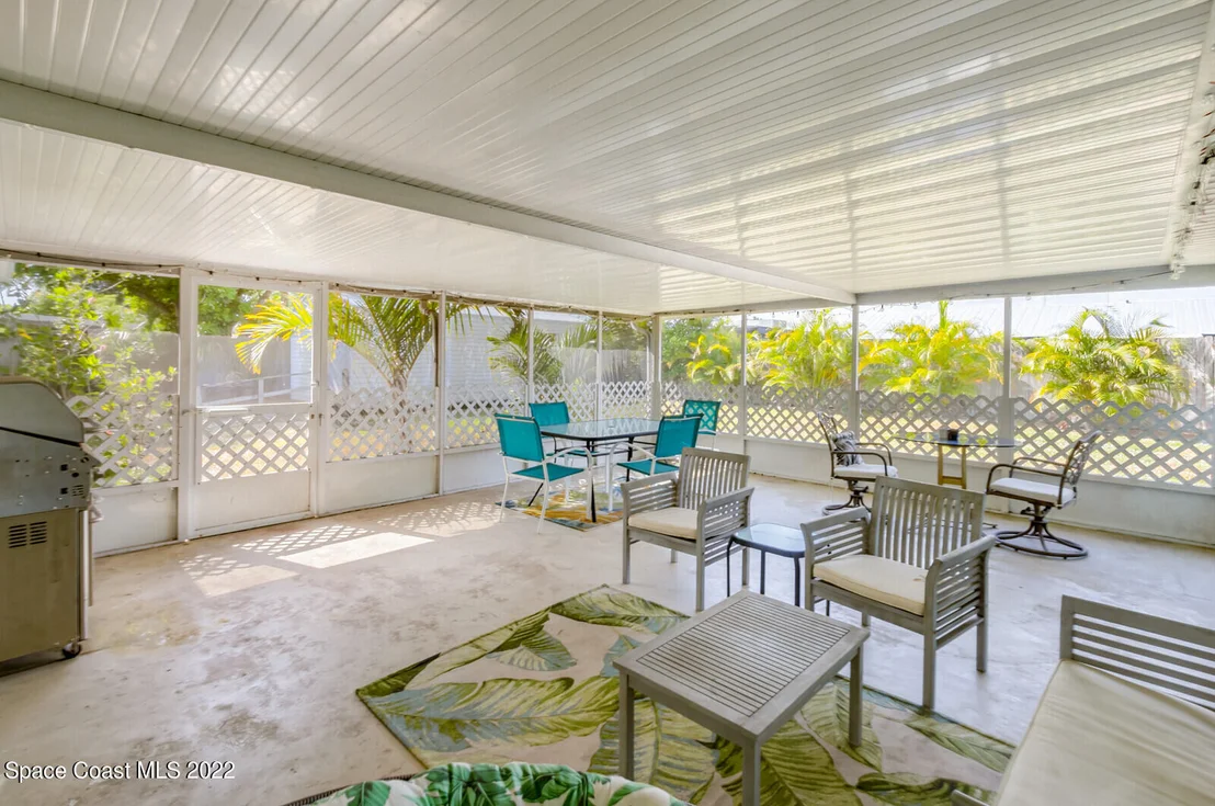 Photo of 505 Coral Drive