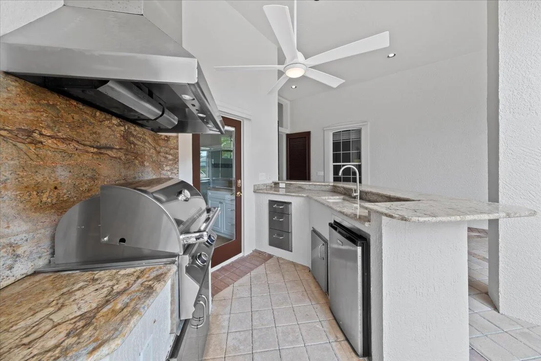 Photo of 405 Newport Drive