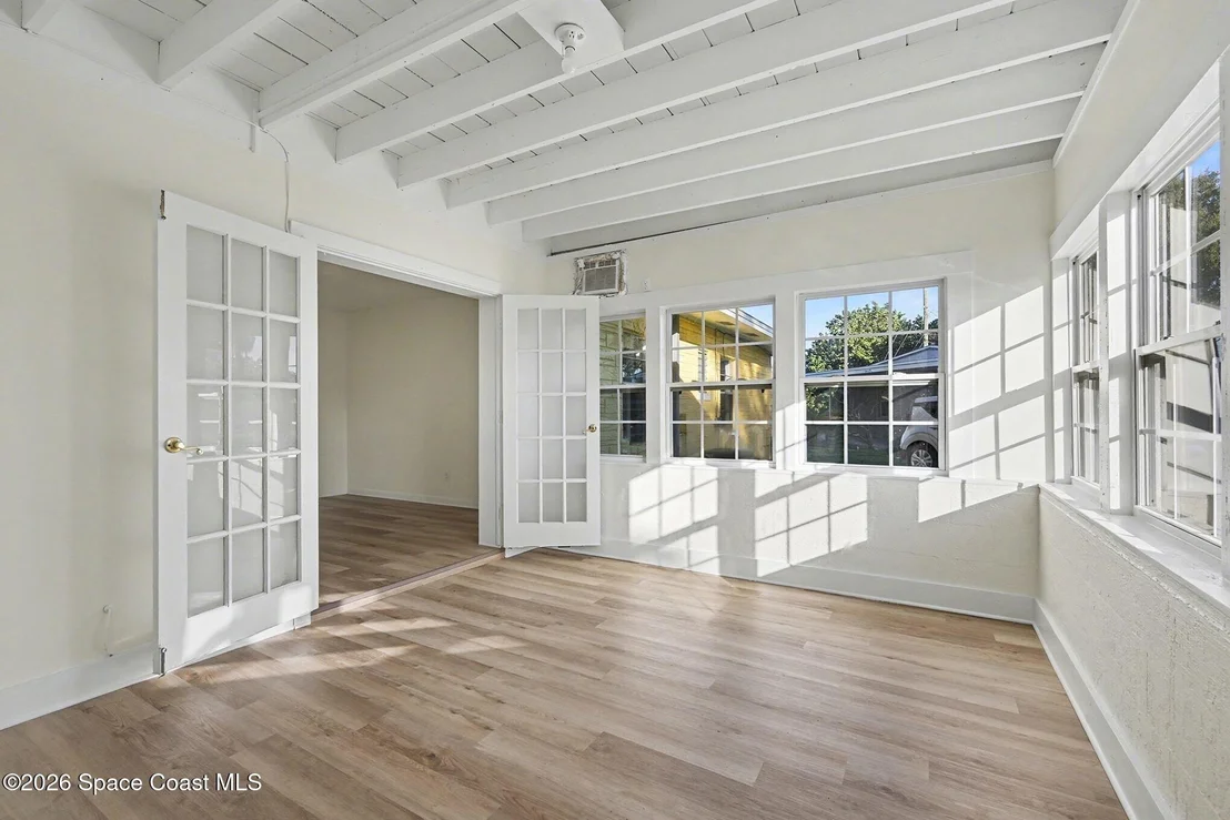 Photo of 500 Wisteria Drive