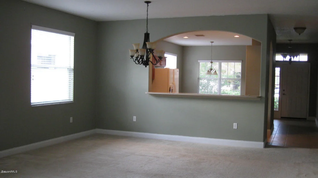 Photo of 2260 Bridgeport Circle