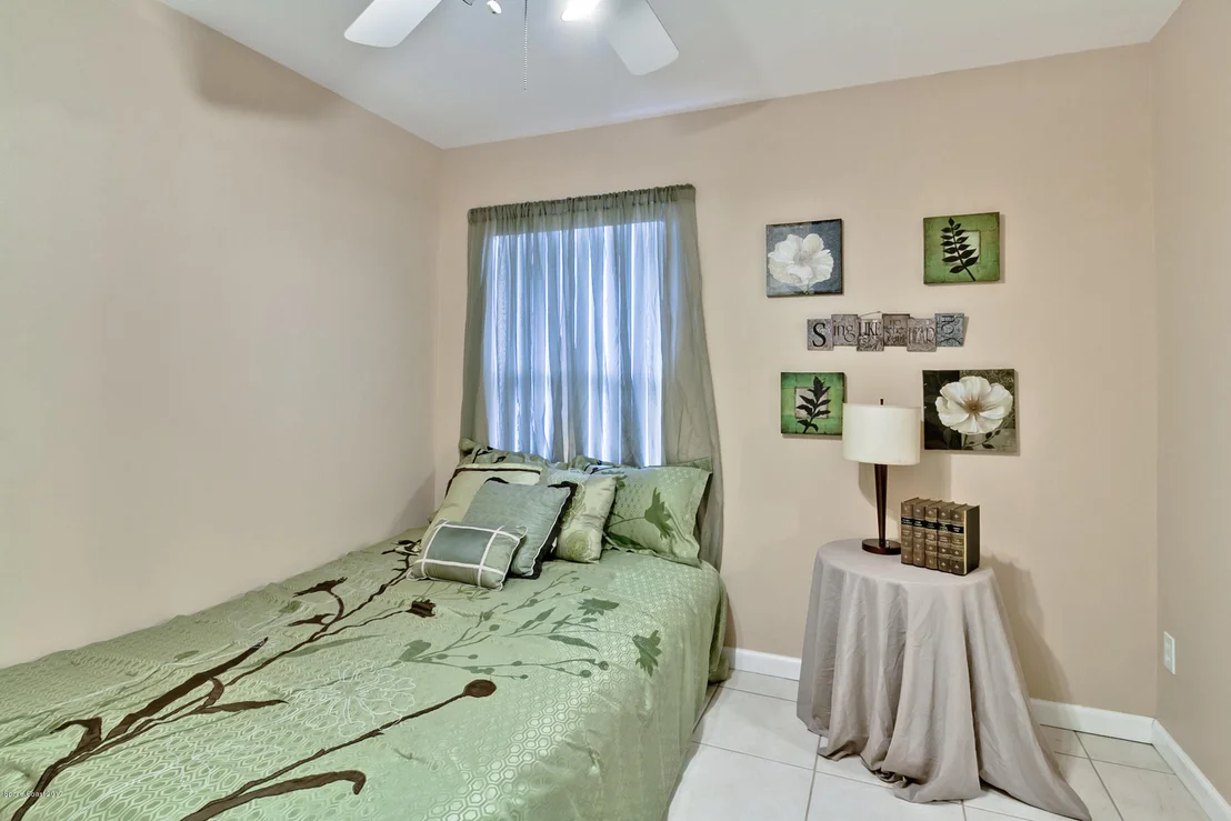 Photo of 607 Sandpiper Circle