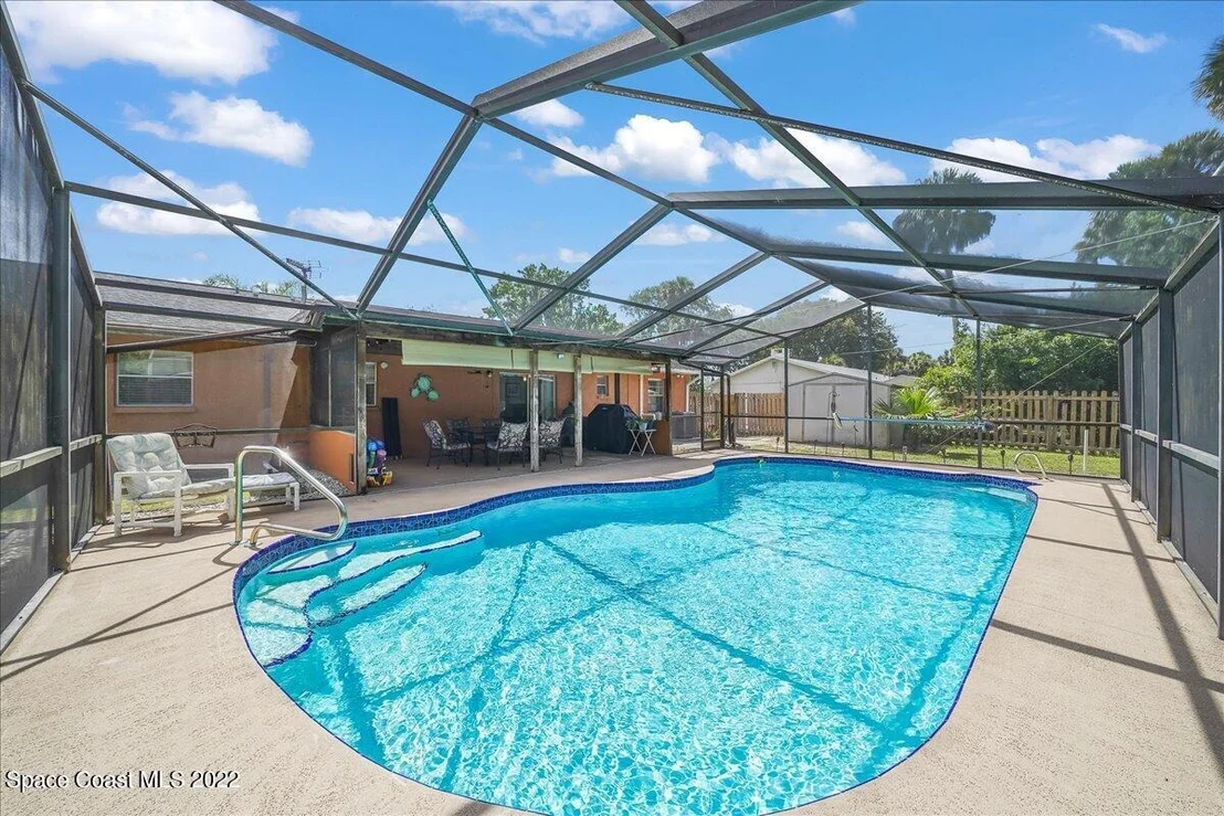 Photo of 237 Saldon Lane