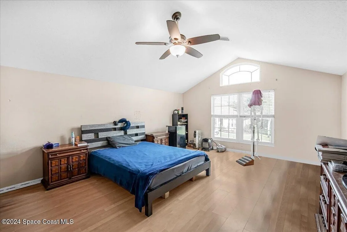 Photo of 6018 Newbury Circle