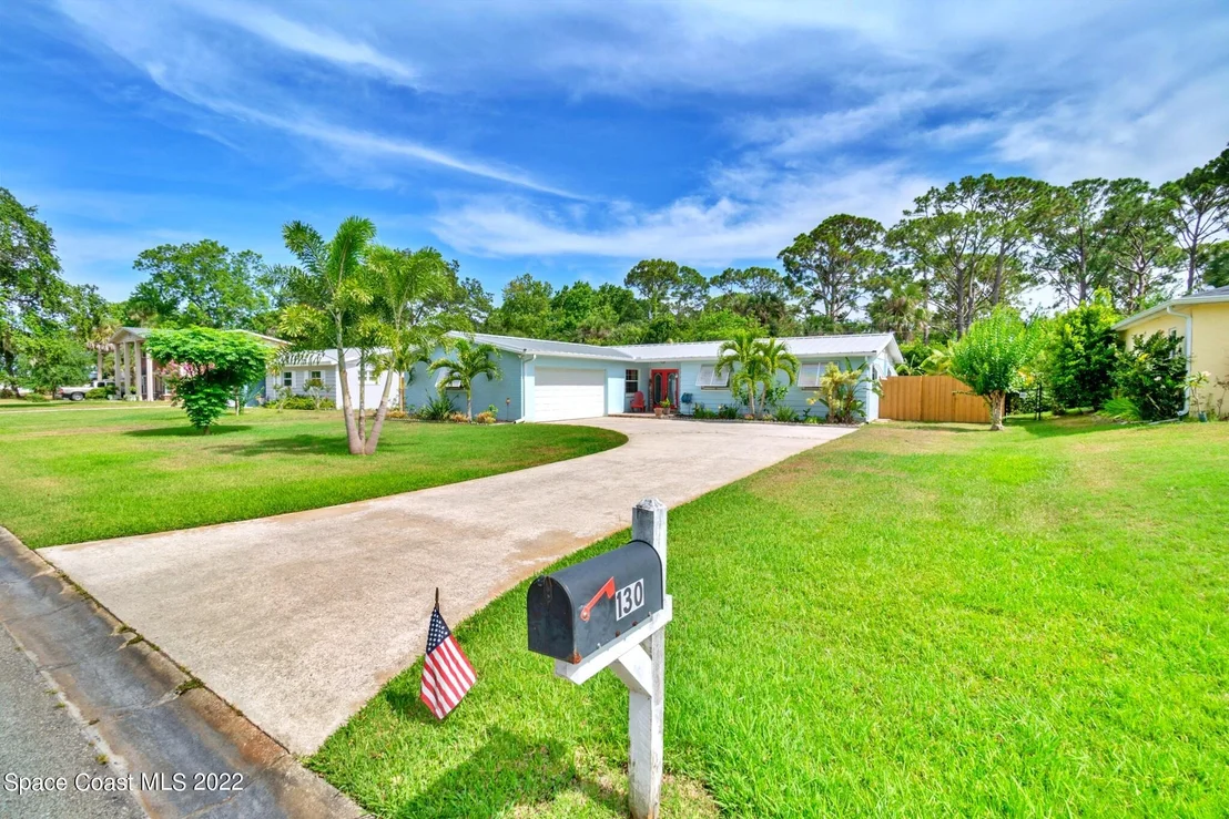Photo of 130 Oakledge Drive