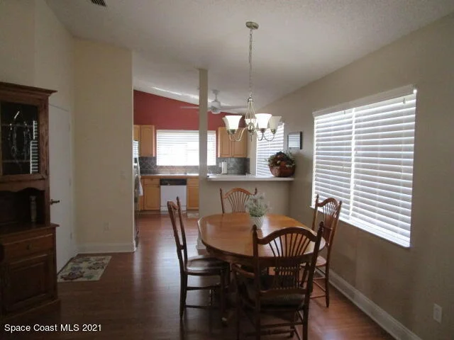 Photo of 1923 Elderberry Court NE