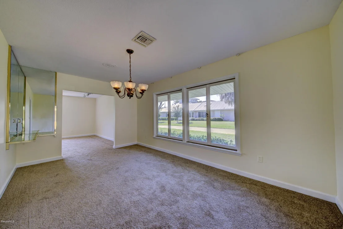 Photo of 2205 ROCKLEDGE Drive