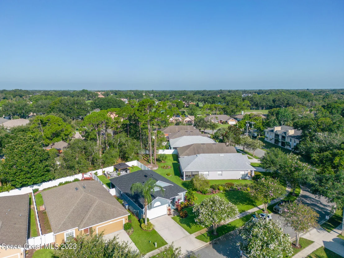 Photo of 362 Waterside Circle