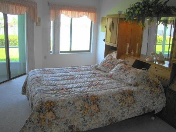 Photo of Unit 1102 at 1700 Commodore
