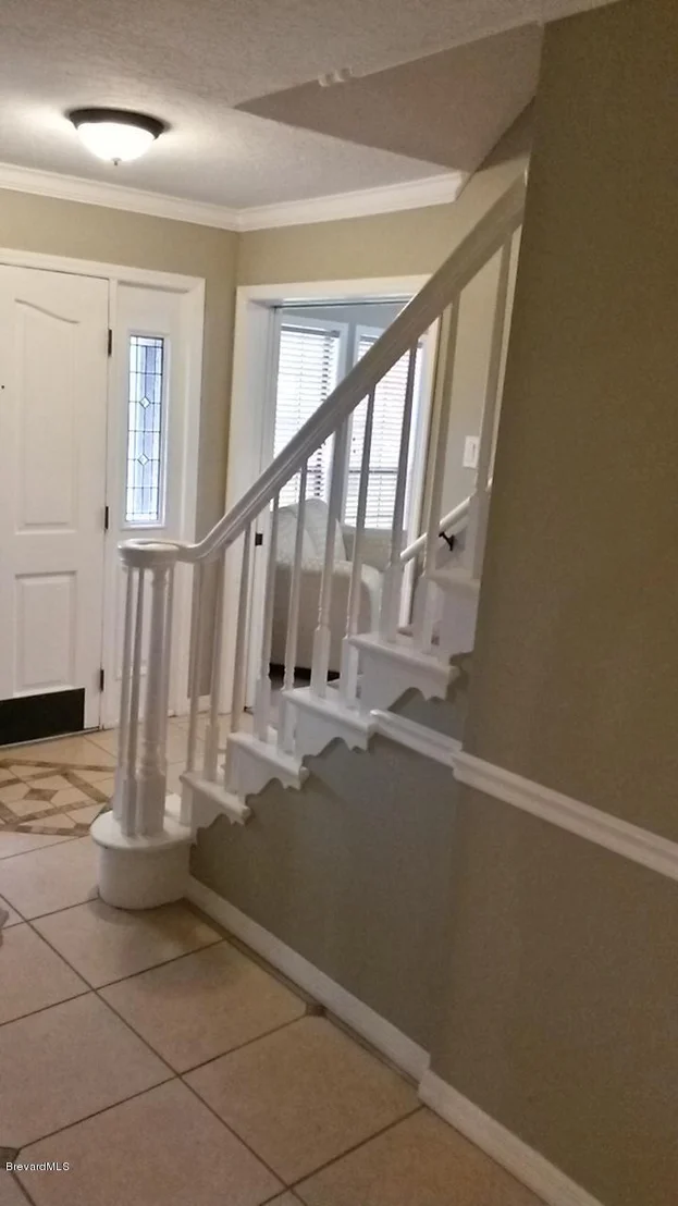 Photo of 991 Sunswept Road NE