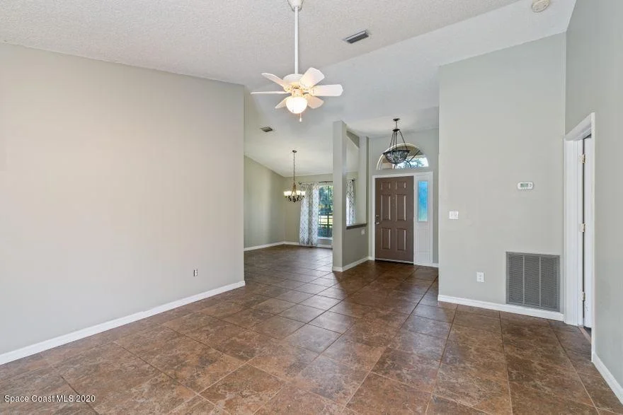 Photo of 3120 Hield Road