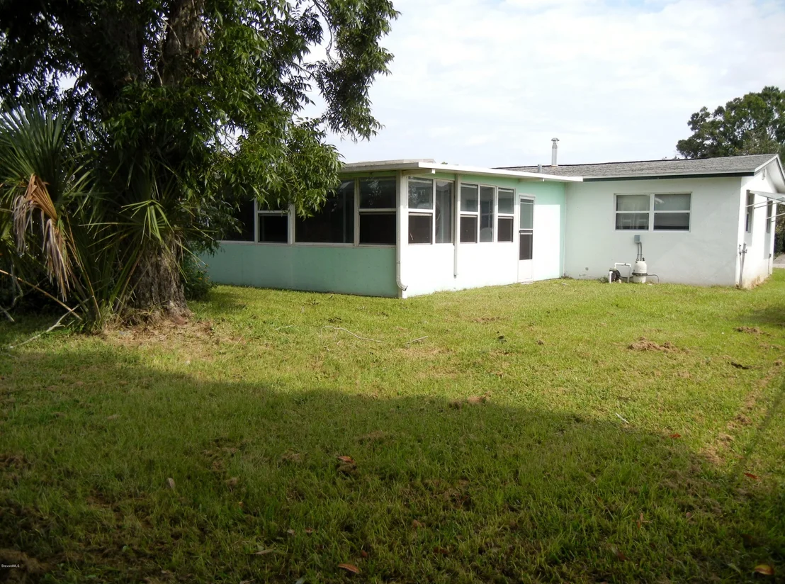 Photo of 2425 Allan Adale Road