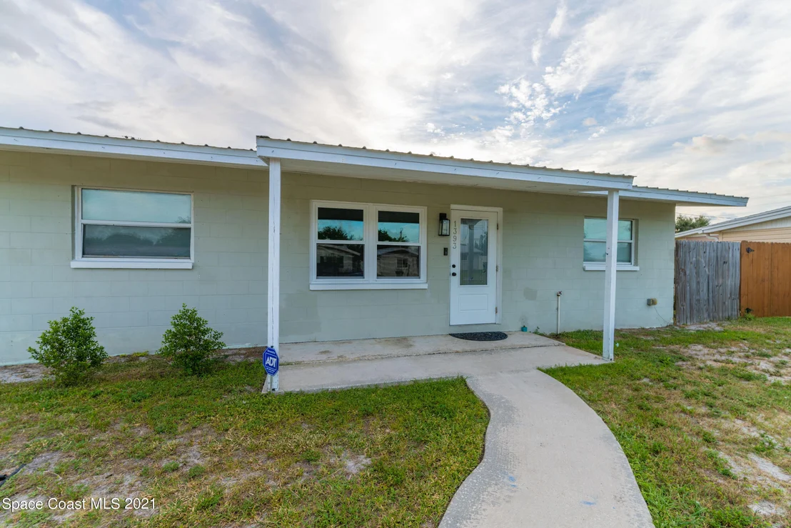 Photo of 1393 Rosemary Drive